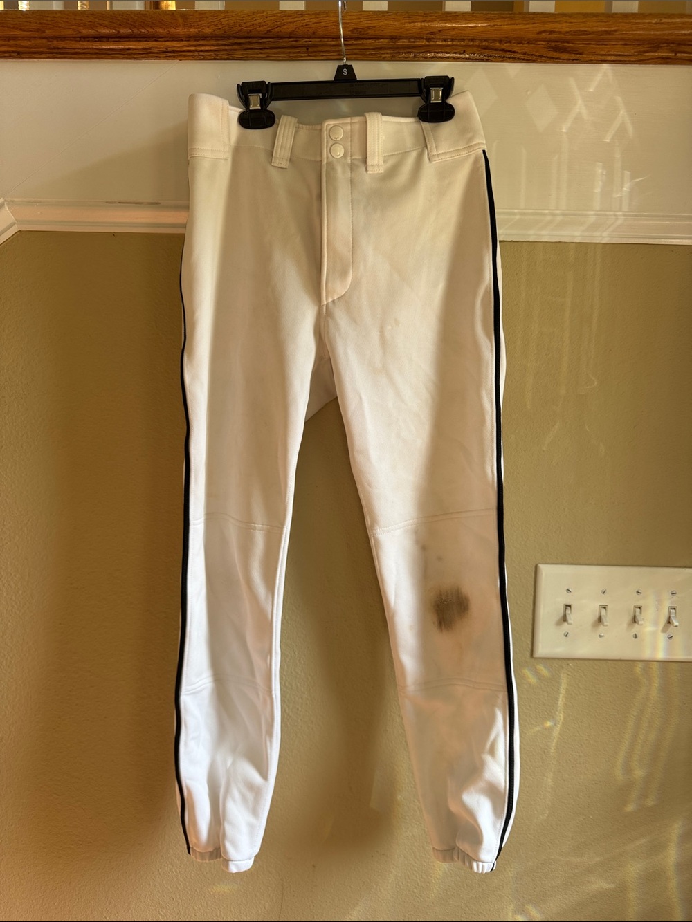 Mizuno White Baseball Pants with Black Side Stripe